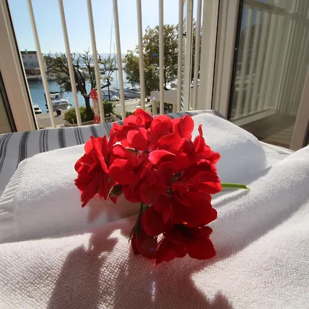 Adria Hotell 3*