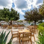 Hotell Adria