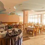 Hotell Adria 3*
