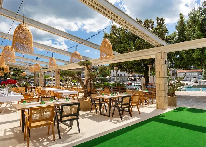 Hotel Adria Malinska