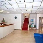 فندق Adria